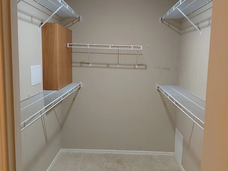 270 Eagle Dr — Photo 7