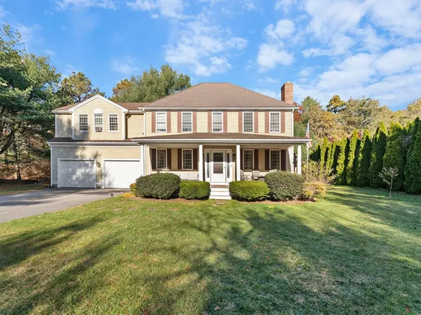 24 Noreast Ln, Plymouth, MA 02360
