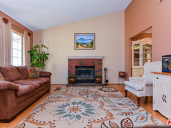4th image of 38063 Meadow Wood St
