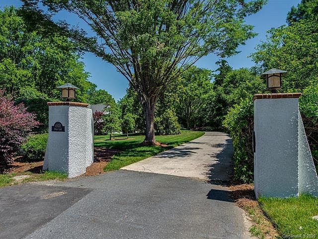 1st image of 4500 Swing Ln