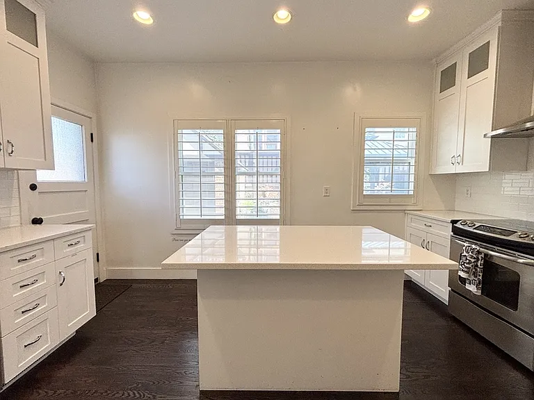 77 E Hillside Ave #1 — Photo 14