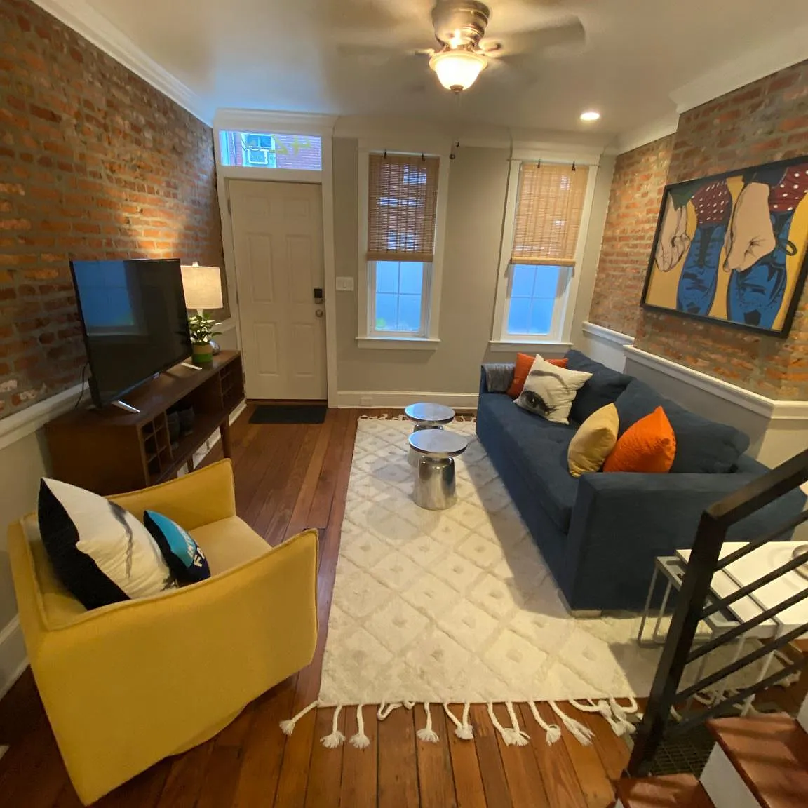 2 bed, 1.5 bath, 756 sqft, $2,400 — Photo 2