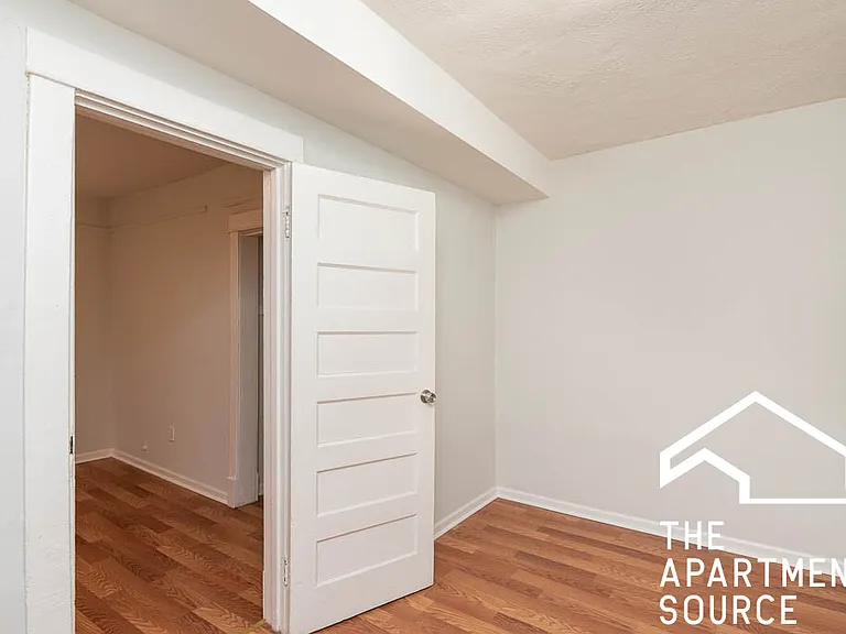 2026 N Kedvale Ave #G — Photo 13