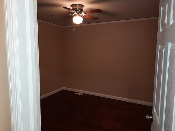 4th image of 4601 Washington Ave SE #A