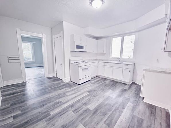667 W 9th St #1