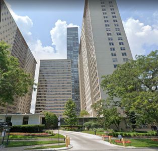 3950 N Lake Shore Dr APT 1320, Chicago, IL, 60613