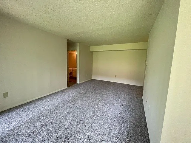Autumn Ridge Apartments — Photo 48