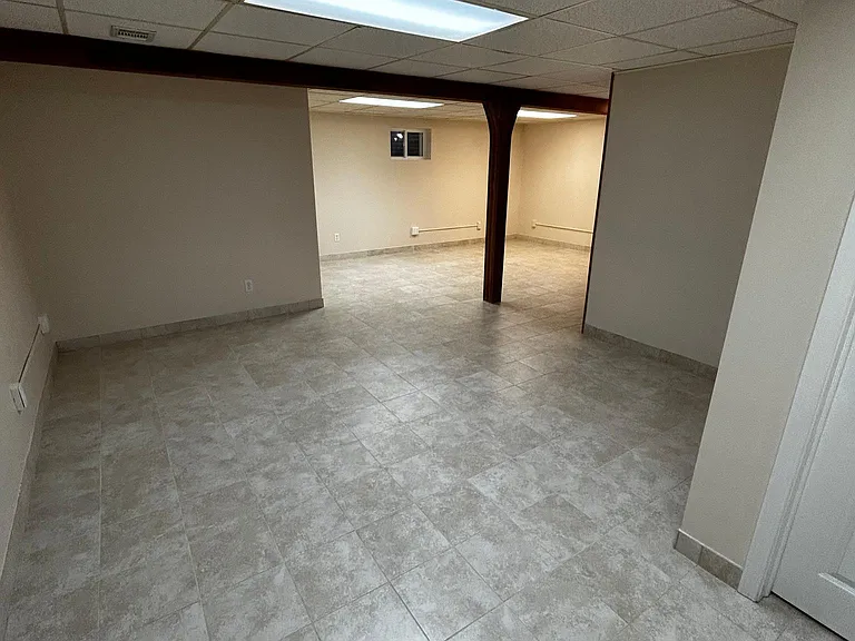 1365 N Whispering Springs Cir — Photo 10
