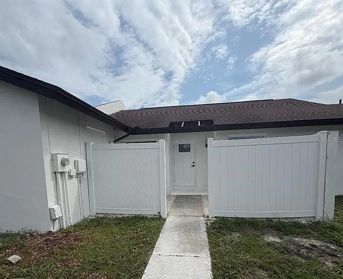 5408 Marlwood Ct — Photo 1