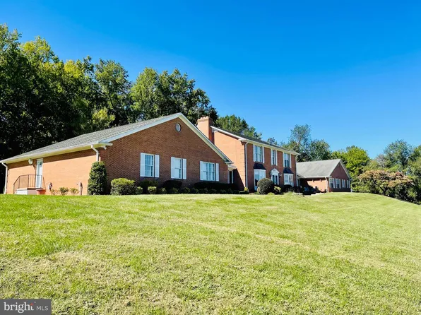 6300 Town Point Rd, Tracys Landing, MD 20779