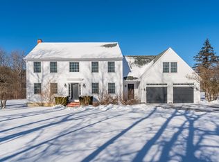 12 Birkdale Rd, Falmouth, ME 04105