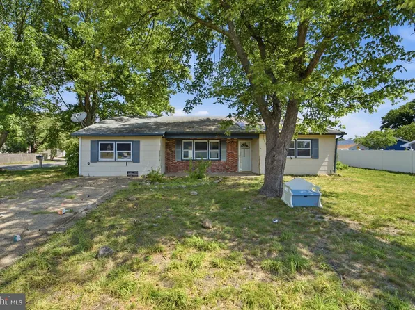 400 3rd St, Waretown, NJ 08758