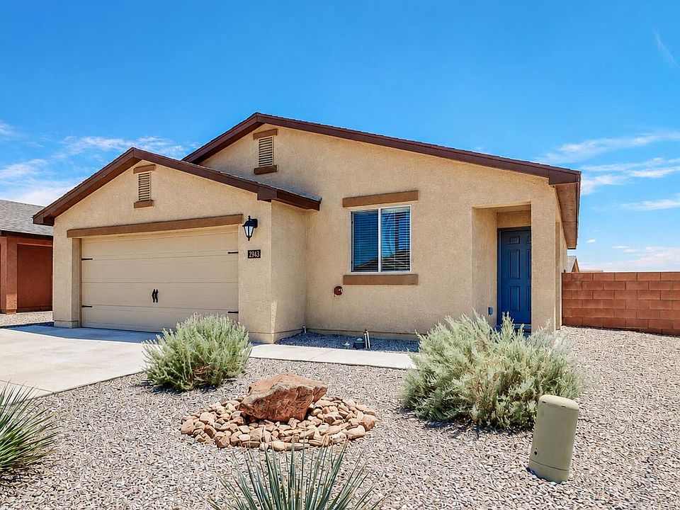 1st image of 2343 Isabella Ln