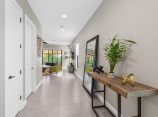 8440 NW 39th Ct, Coral Springs, FL 33065