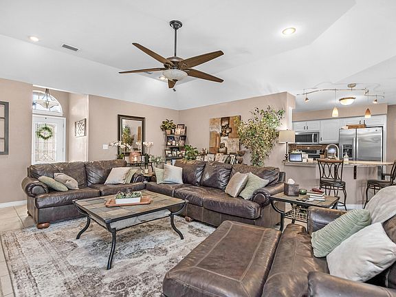 5th image of 1984 Pine Ranch Dr