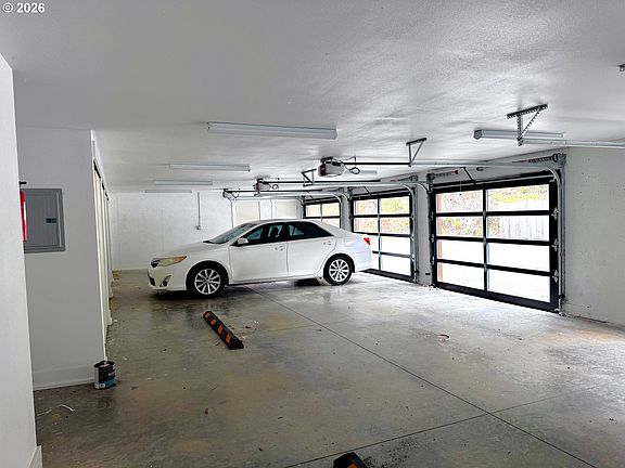 5th image of 94353 Leith Rd