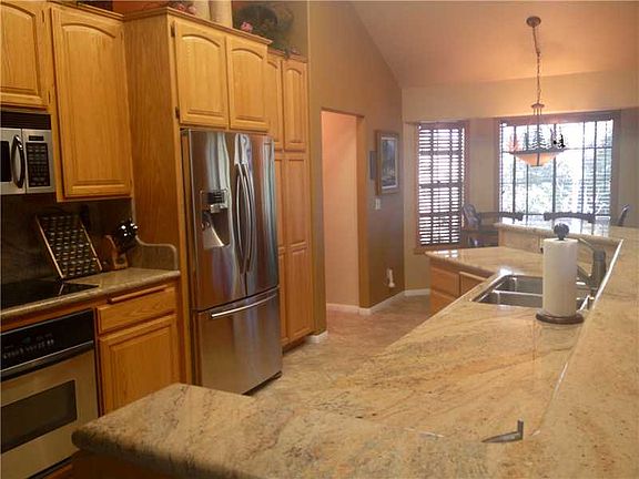 5th image of 26535 Amador Ln