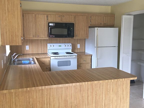 3rd image of 2333 Ida Way #26B