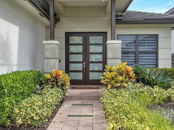 3rd image of 8820 NW 155th Ter
