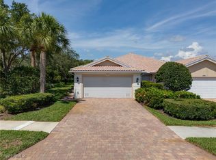 7565 Rozzini Ln, Naples, FL 34114
