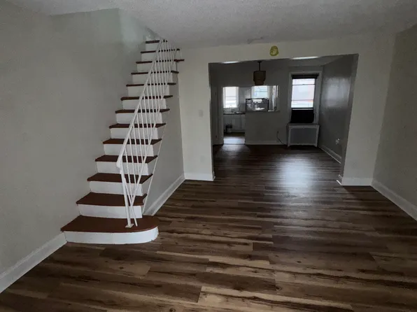 5711 Dunlap St, Philadelphia, PA 19131