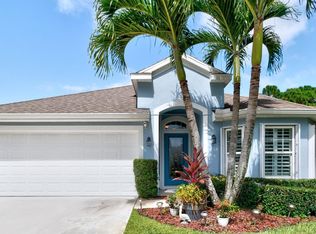 252 Briarcliff Cir, Sebastian, FL 32958