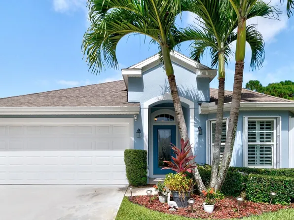 252 Briarcliff Cir, Sebastian, FL 32958