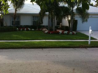 5700 Descartes Cir, Boynton Beach, FL 33472