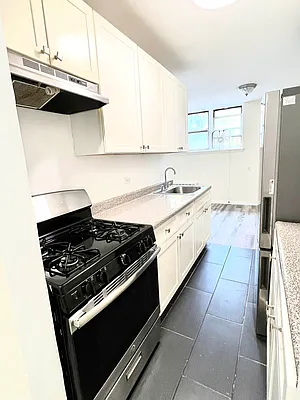 Rented by Padsters Realty LLC | media 4