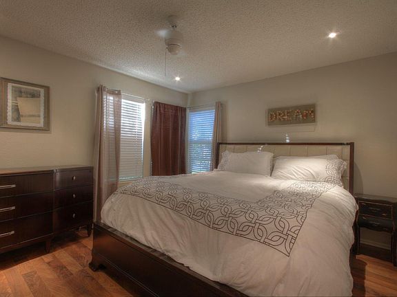 master king bedroom