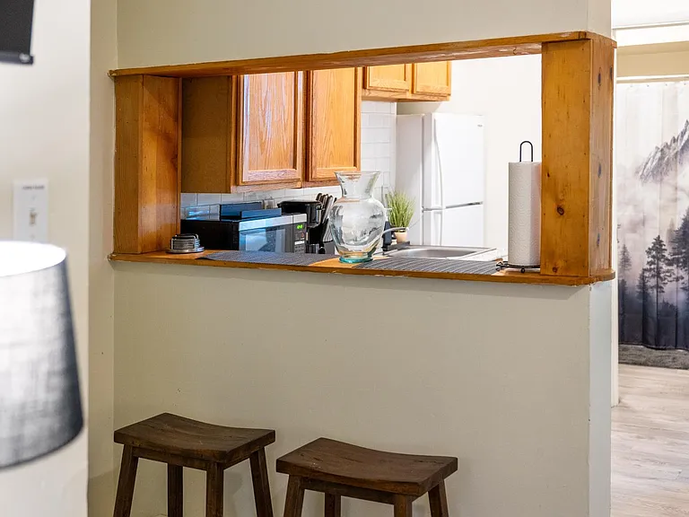 612 W Market St #1 — Photo 29