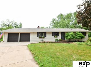 9901 N 34th Cir, Omaha, NE 68112