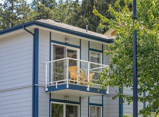 383 Wale Rd #300, Colwood, BC V9B2P9