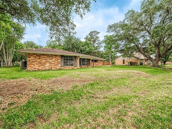 2nd image of 3414 Meadowville Drive