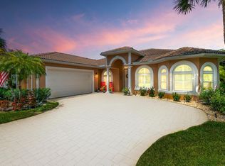 3954 Recreation Ln, Naples, FL 34116