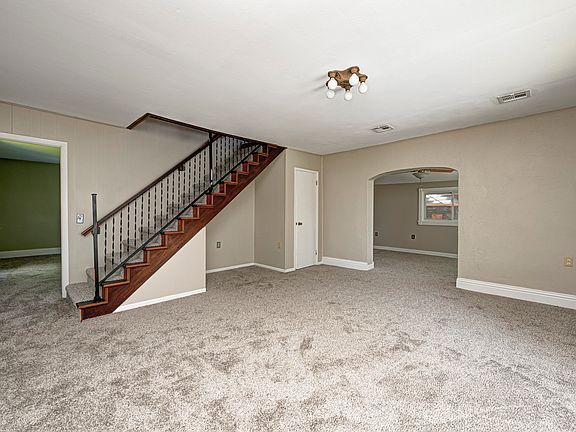 4th image of 9389 N County Road 200 W