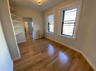 35 Grove St #10F, Boston, MA 02114