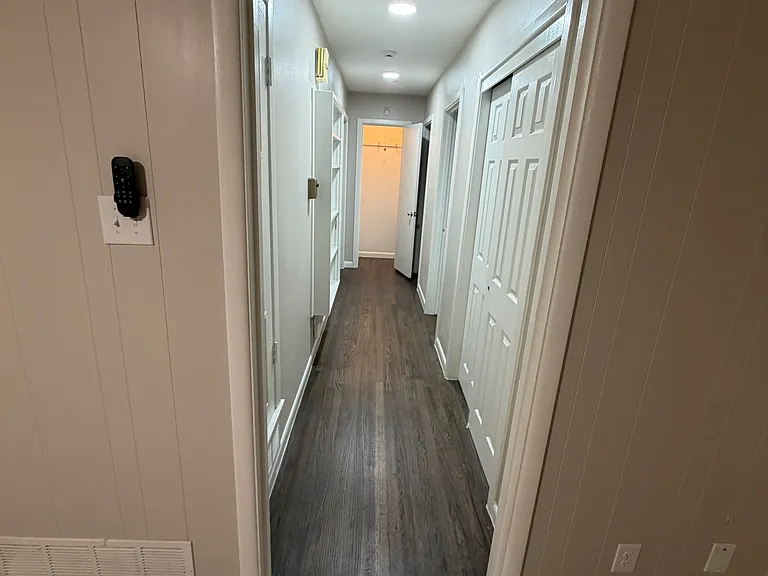 1611 N Alexander St — Photo 10