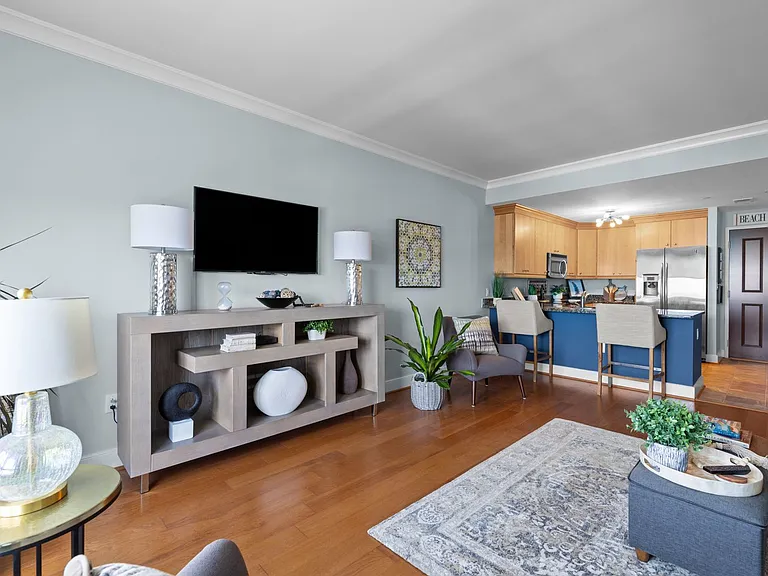 4545 Commerce St #1604 — Photo 12