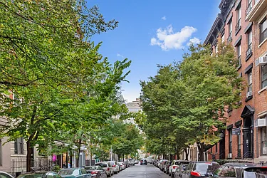 Rented by Kleier Residential