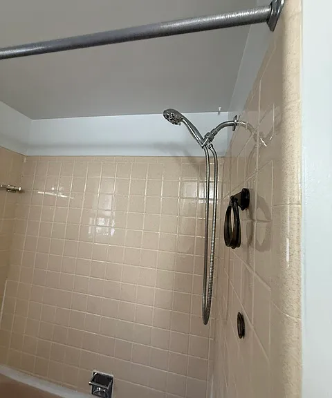8609 Potomac Ave — Photo 13
