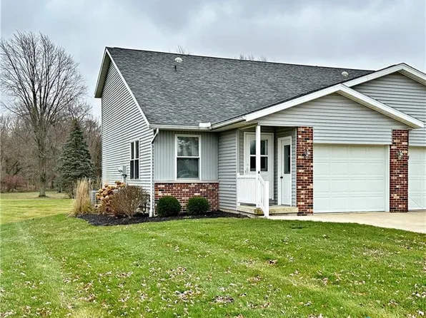 395 S Autumnwood Dr #A, Tiffin, OH 44883