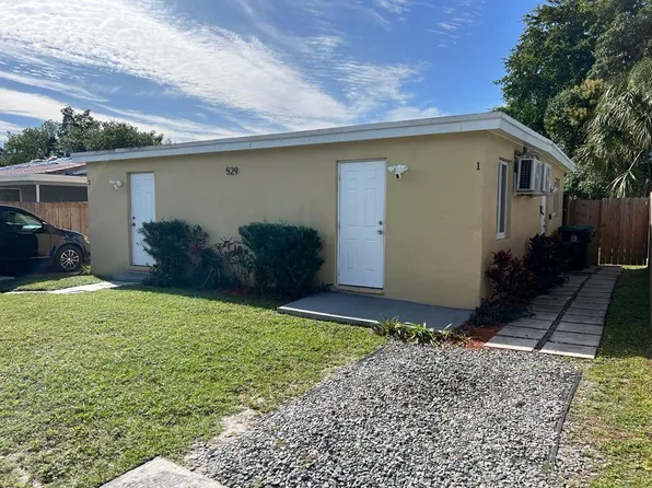 529 NW 15th Way, Fort Lauderdale, FL 33311
