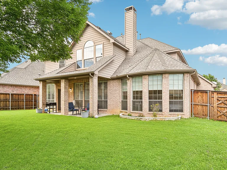 837 Moss Cliff Cir — Photo 34