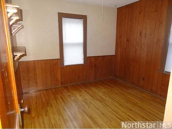 4th image of 1784 Hubbard Ave