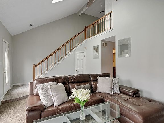 4th image of 3779 Deer Forest Dr