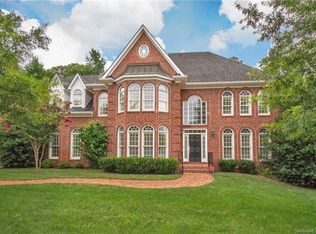 1137 Lost Oak Rd, Charlotte, NC 28270