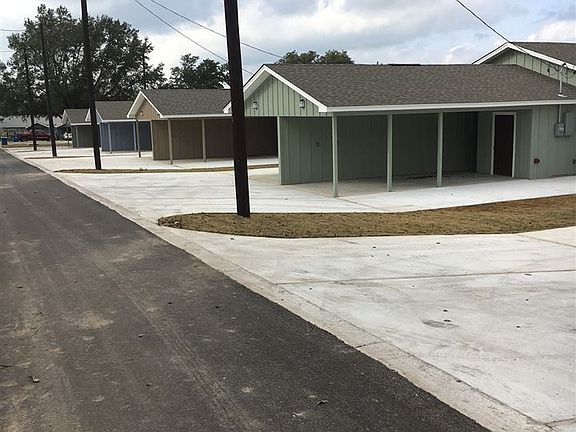 3rd image of 509A Avenue K