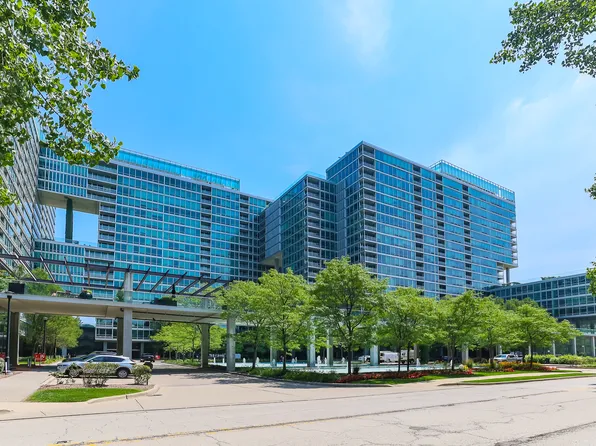 9715 Woods Dr Unit 1107, Skokie, IL 60077