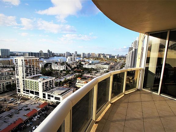 4th image of 17555 Collins Ave APT 2502